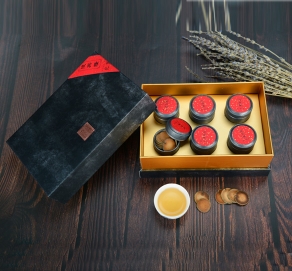陳年特級(jí)化橘紅片禮盒120克  750元